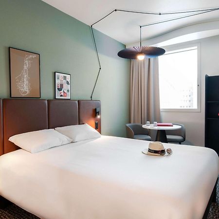 Ibis Lausanne Centre Esterno foto