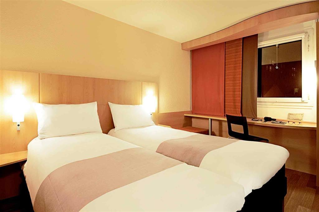 Ibis Lausanne Centre Esterno foto