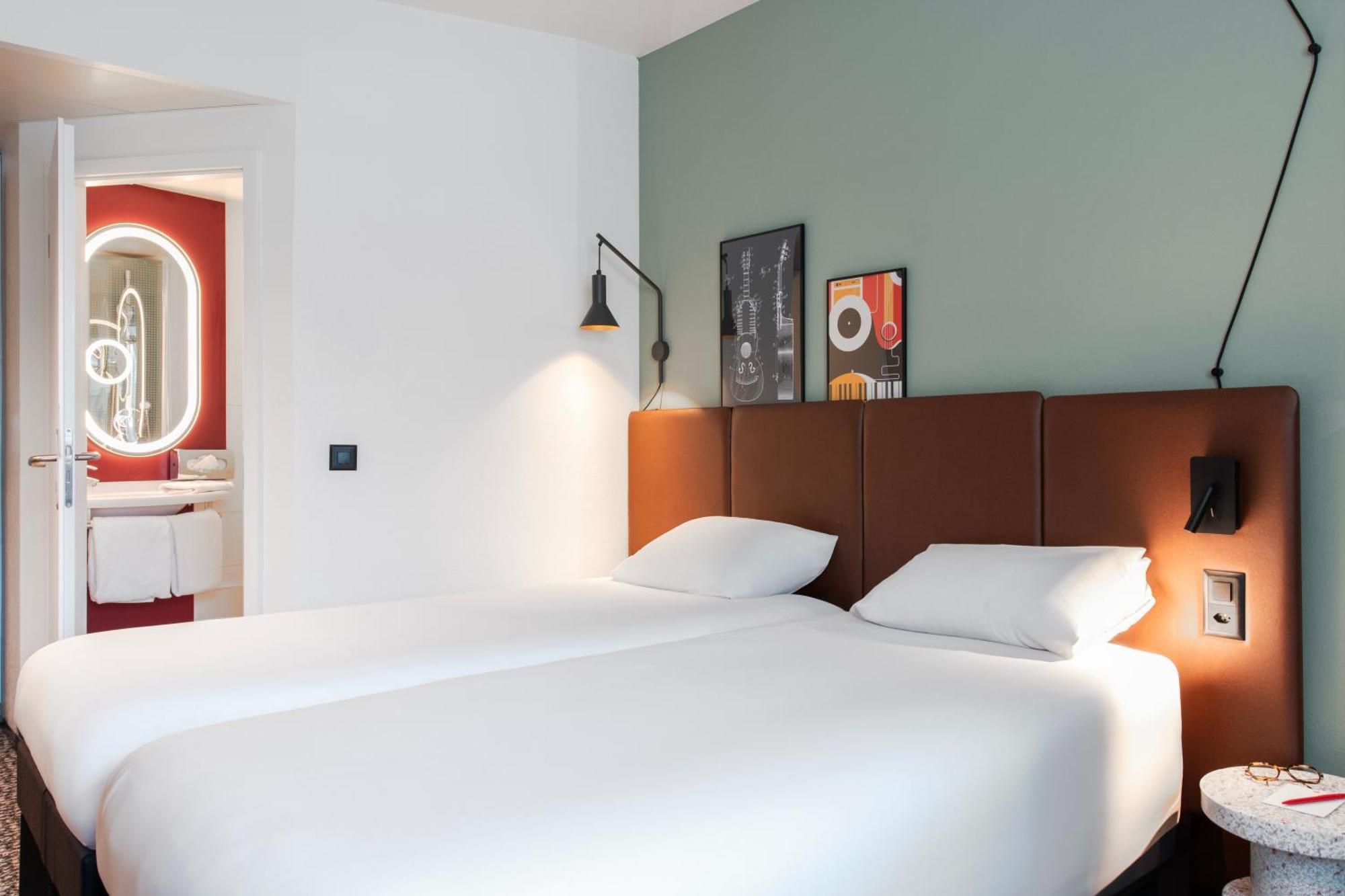 Ibis Lausanne Centre Esterno foto