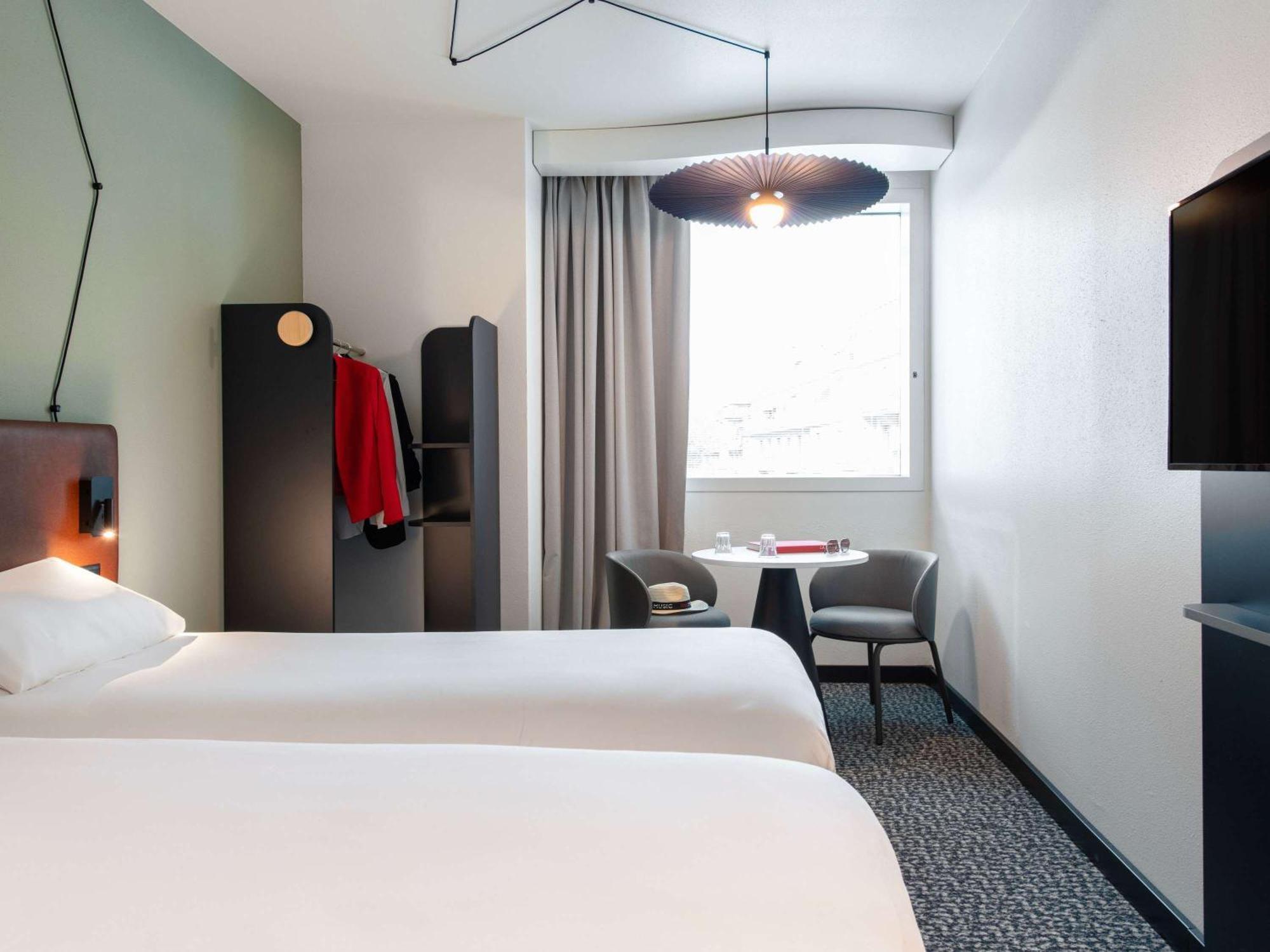 Ibis Lausanne Centre Esterno foto