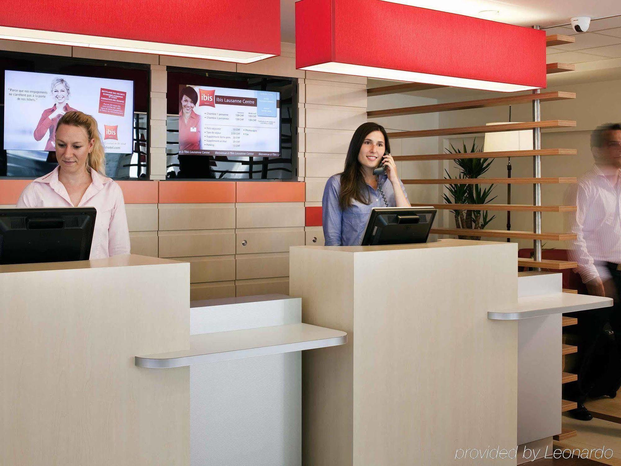 Ibis Lausanne Centre Esterno foto